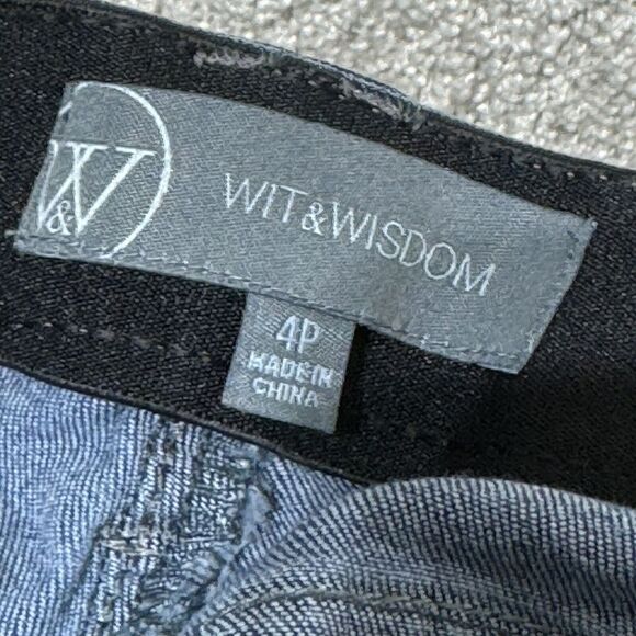 Wit & Wisdom Ab Solution Jeans Women's 4P Blue Denim Fray Ankle Stretch Mid Rise - Picture 6 of 10
